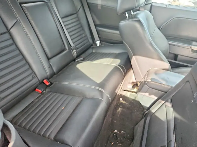 2013 DODGE CHALLENGER R  