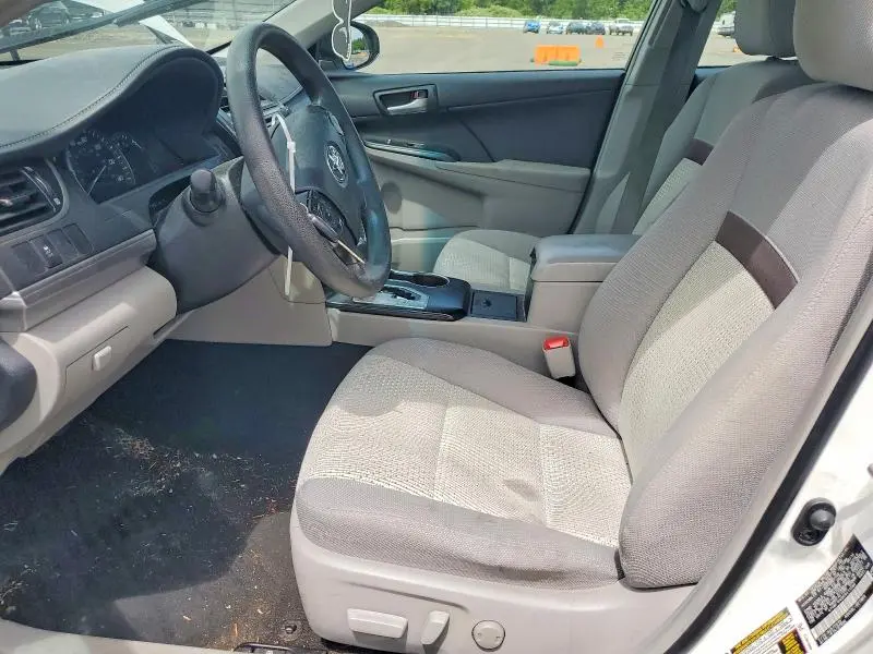 2014 TOYOTA CAMRY LE  