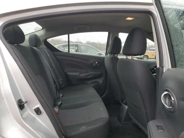 2019 NISSAN VERSA S