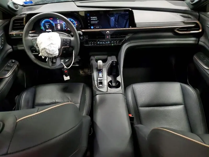 2023 TOYOTA CROWN PLATINUM  