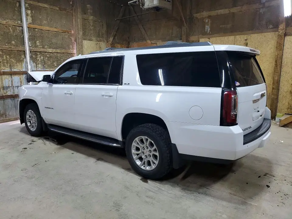 2016 GMC YUKON XL K1500 SLE  
