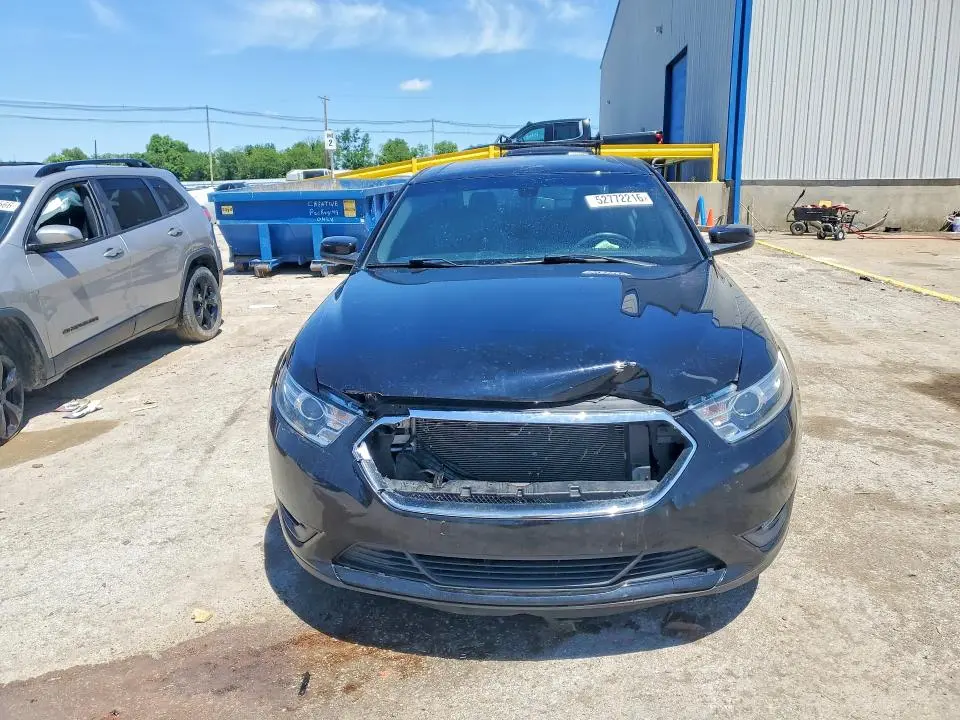 2017 FORD TAURUS SEL  