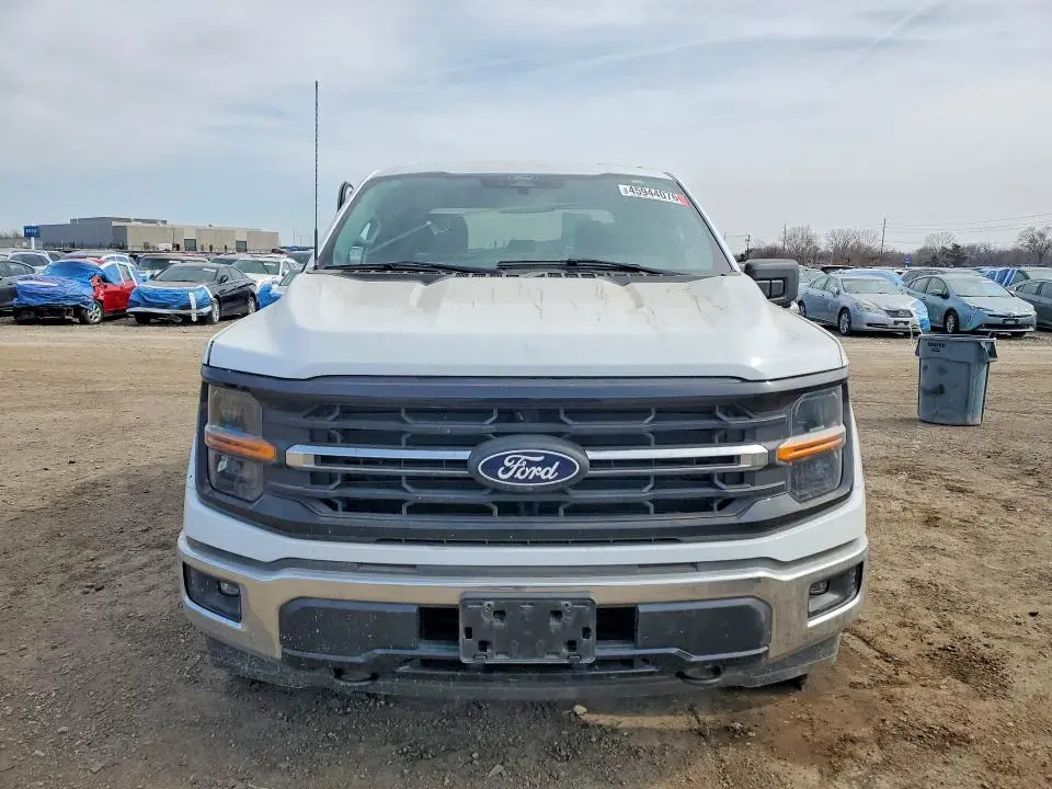 2024 FORD F150 XLT  