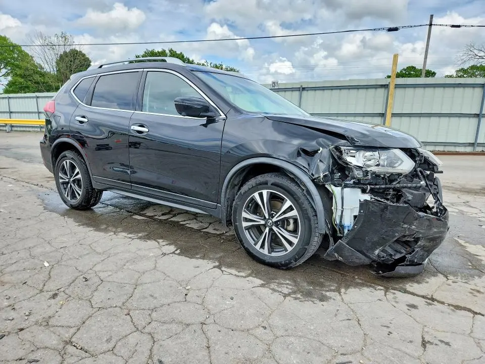 2019 NISSAN ROGUE SV  