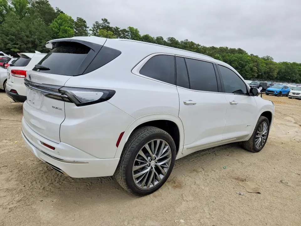 2025 BUICK ENCLAVE AVENIR  
