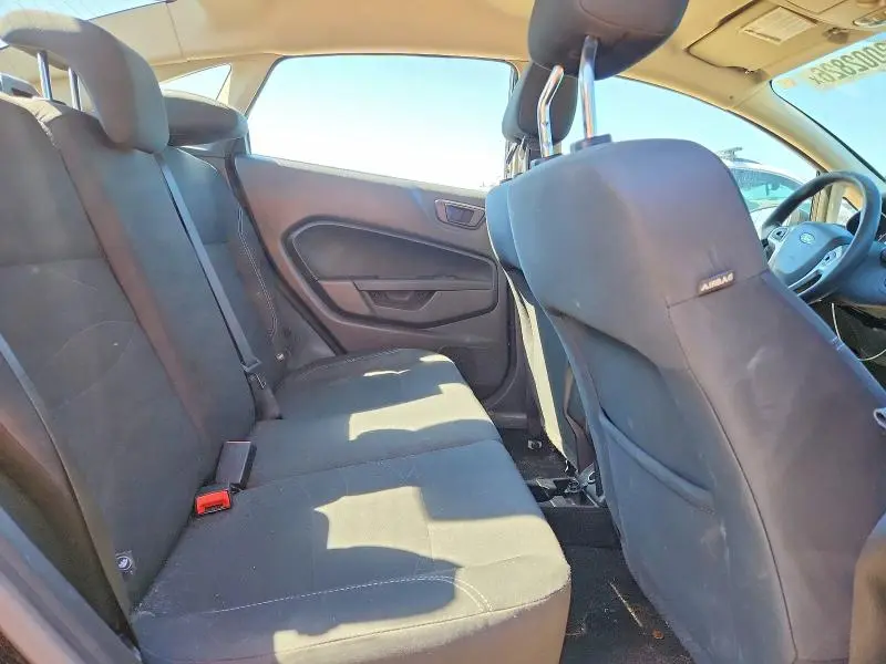 2018 FORD FIESTA SE  