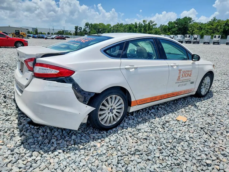 2014 FORD FUSION SE PHEV  