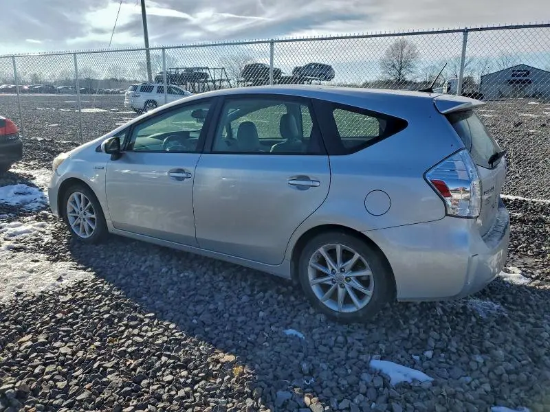 2012 TOYOTA PRIUS V   