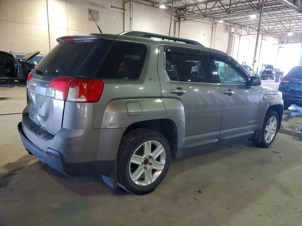 2011 GMC TERRAIN SLE  