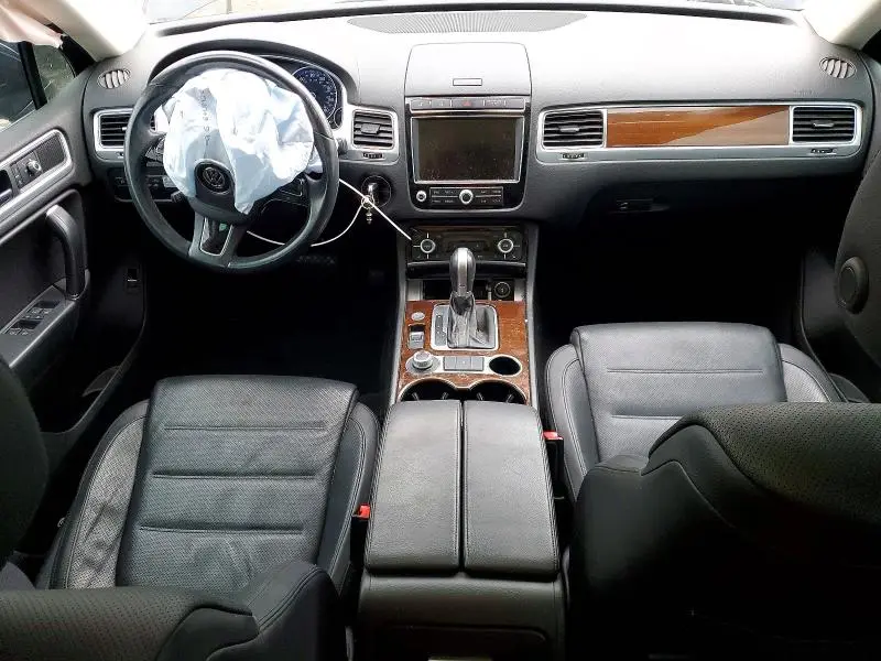 2016 VOLKSWAGEN TOUAREG TDI  