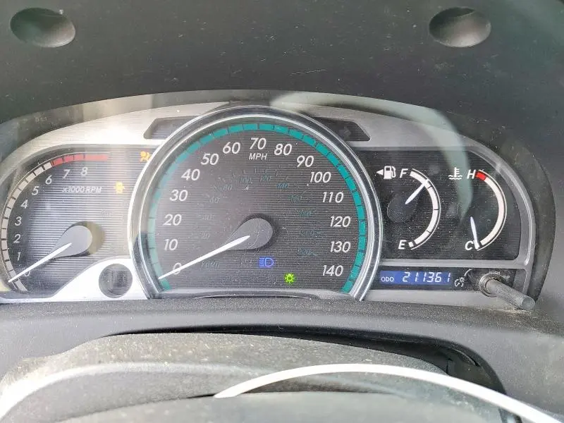 2013 TOYOTA VENZA LE  