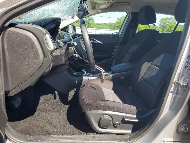 2018 INFINITI QX30 PURE  