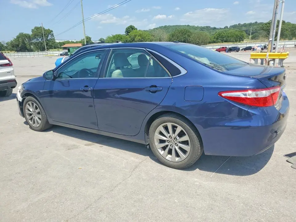 2015 TOYOTA CAMRY XLE  