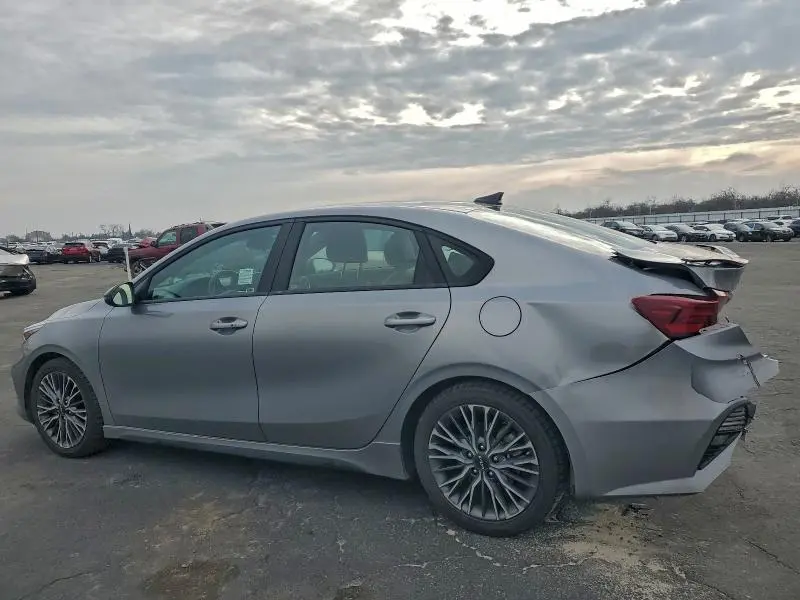 2022 KIA FORTE GT LINE  