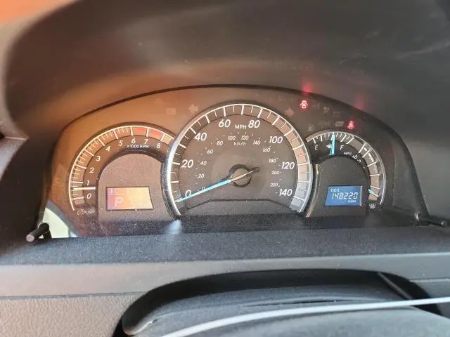 2012 TOYOTA CAMRY BASE  