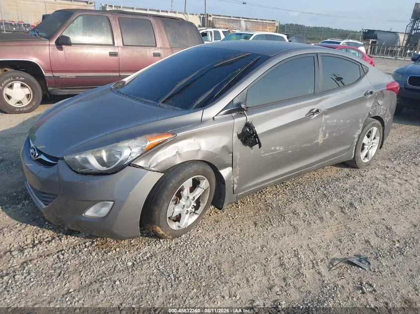 2013 HYUNDAI ELANTRA GLS
