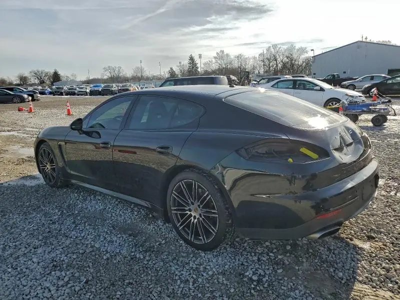 2016 PORSCHE PANAMERA 2  