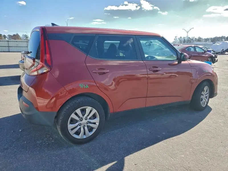 2022 KIA SOUL LX  