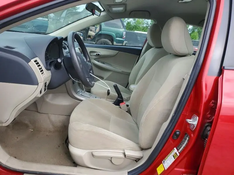 2012 TOYOTA COROLLA LE  