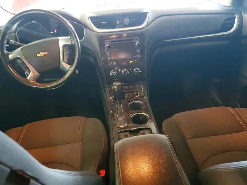 2015 CHEVROLET TRAVERSE LT  