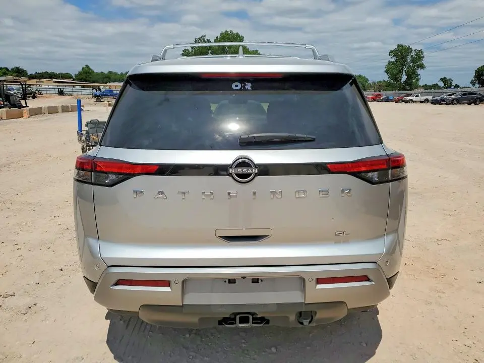 2025 NISSAN PATHFINDER SL  