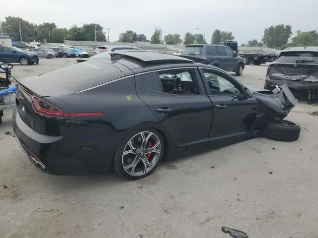 2018 KIA STINGER GT2  