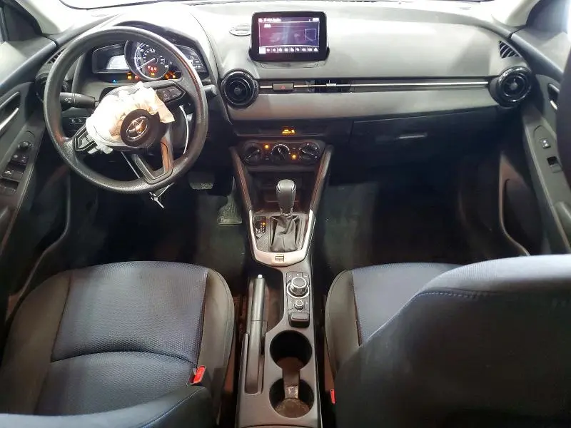 2020 TOYOTA YARIS L  