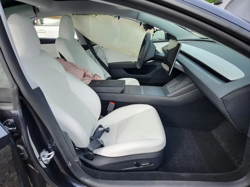 2026 TESLA MODEL 3   