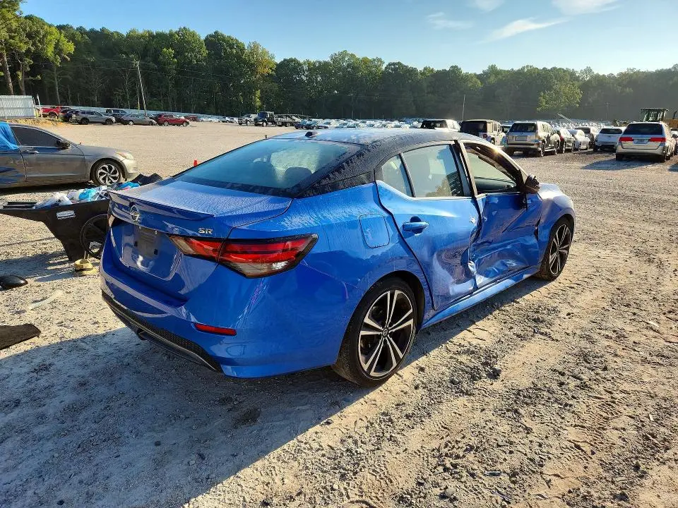 2021 NISSAN SENTRA SR  