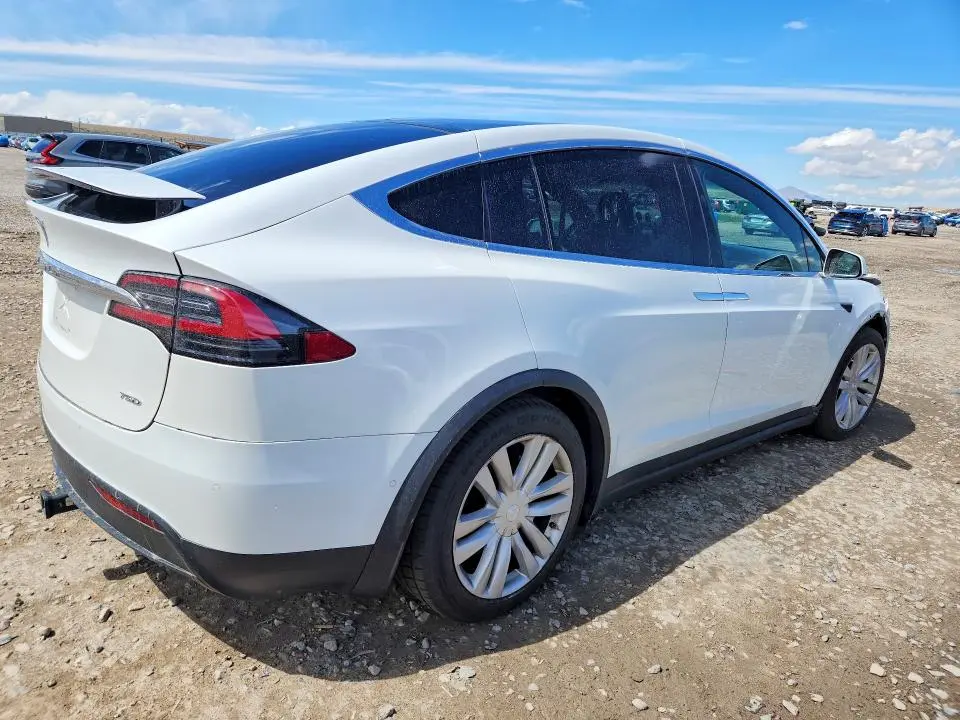 2017 TESLA MODEL X   