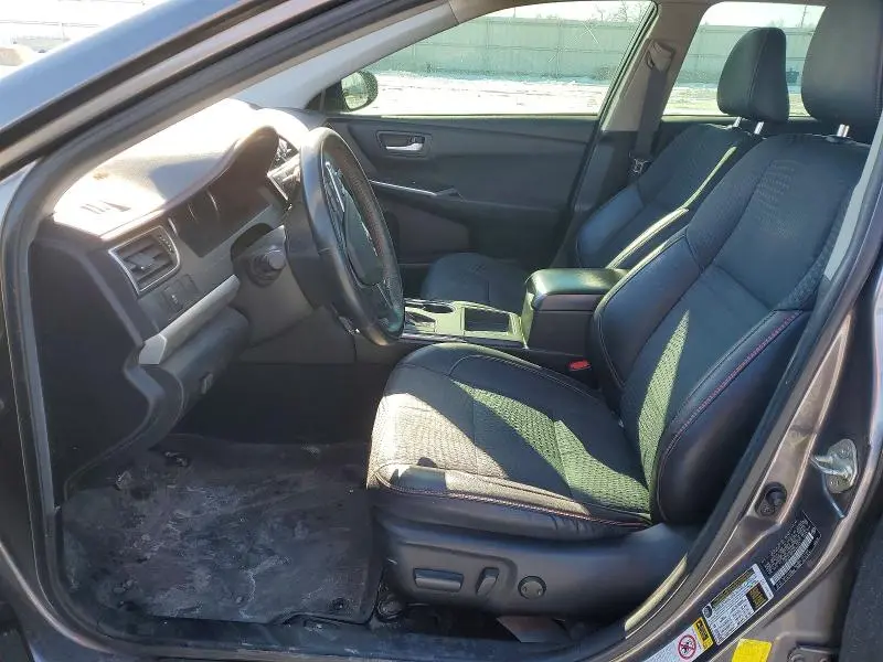 2015 TOYOTA CAMRY LE  