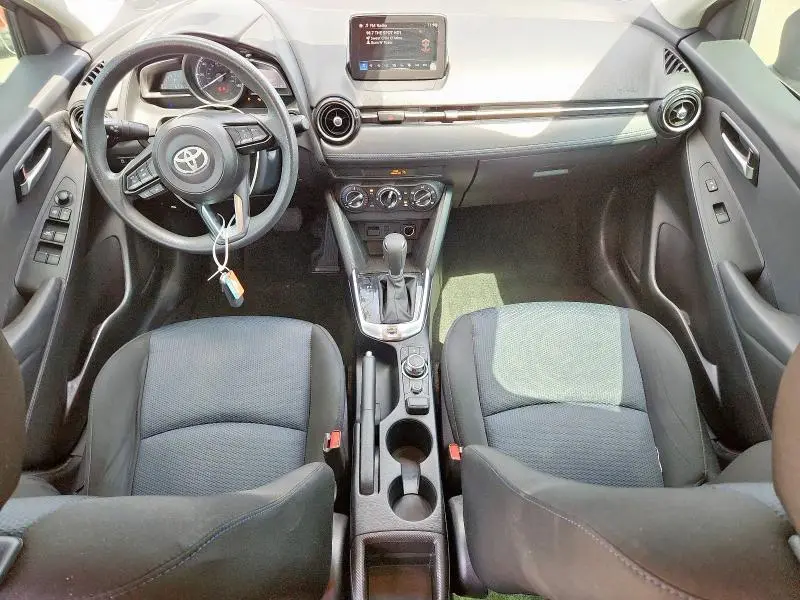 2019 TOYOTA YARIS L  