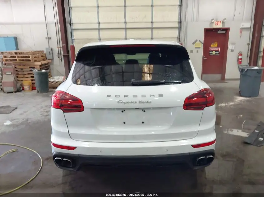 2016 PORSCHE CAYENNE TURBO/TURBO S