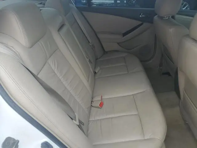 2010 NISSAN ALTIMA SR  