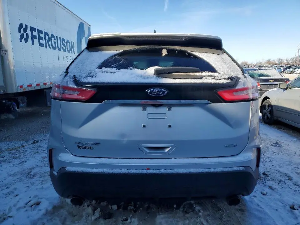 2019 FORD EDGE SE  