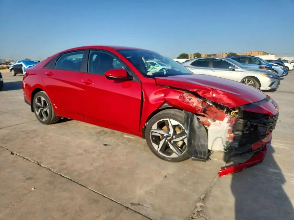 2023 HYUNDAI ELANTRA SEL  
