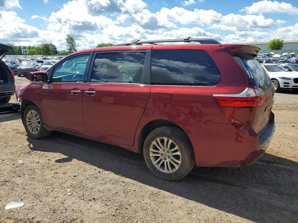 2015 TOYOTA SIENNA XLE PREMIUM 8-PASSENGER  