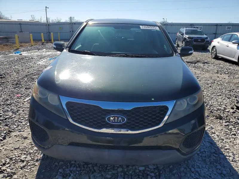 2011 KIA SORENTO BASE  
