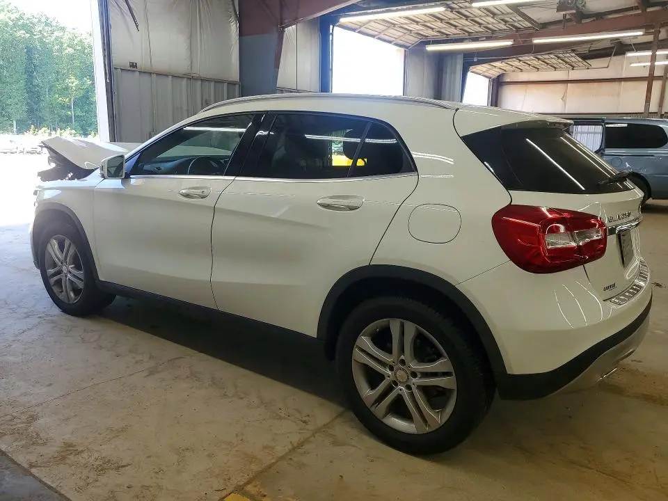 2015 MERCEDES-BENZ GLA 250  