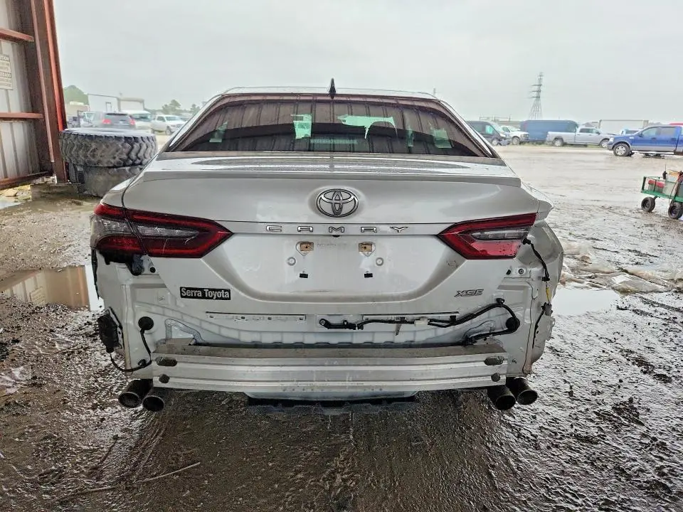 2021 TOYOTA CAMRY XSE  