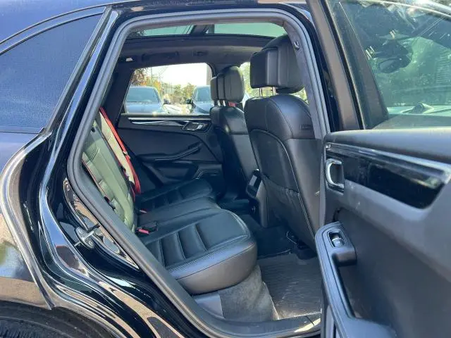 2015 PORSCHE MACAN TURBO  