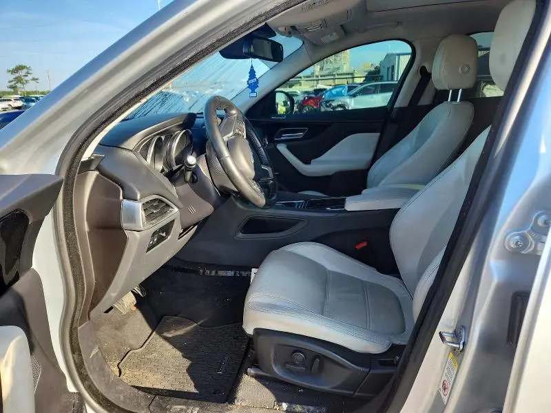 2018 JAGUAR F-PACE PRESTIGE  