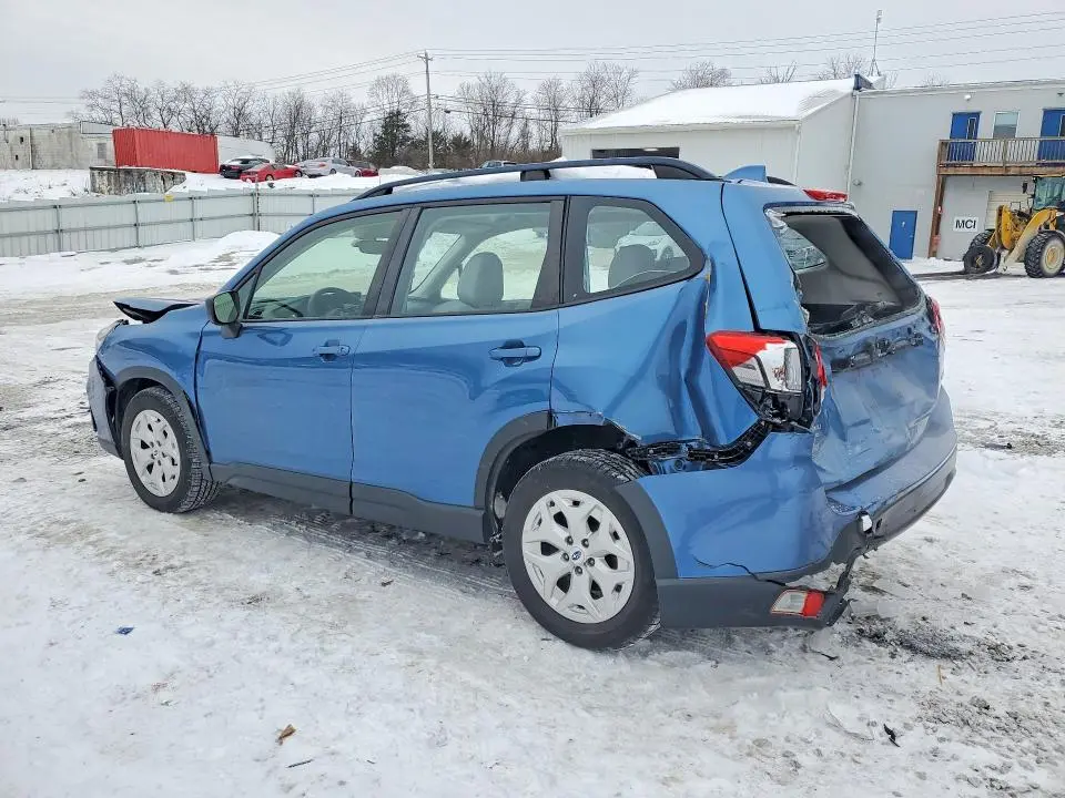2021 SUBARU FORESTER   