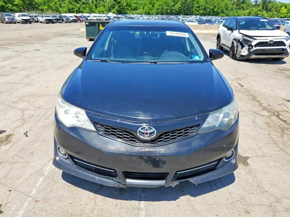 2012 TOYOTA CAMRY SE  
