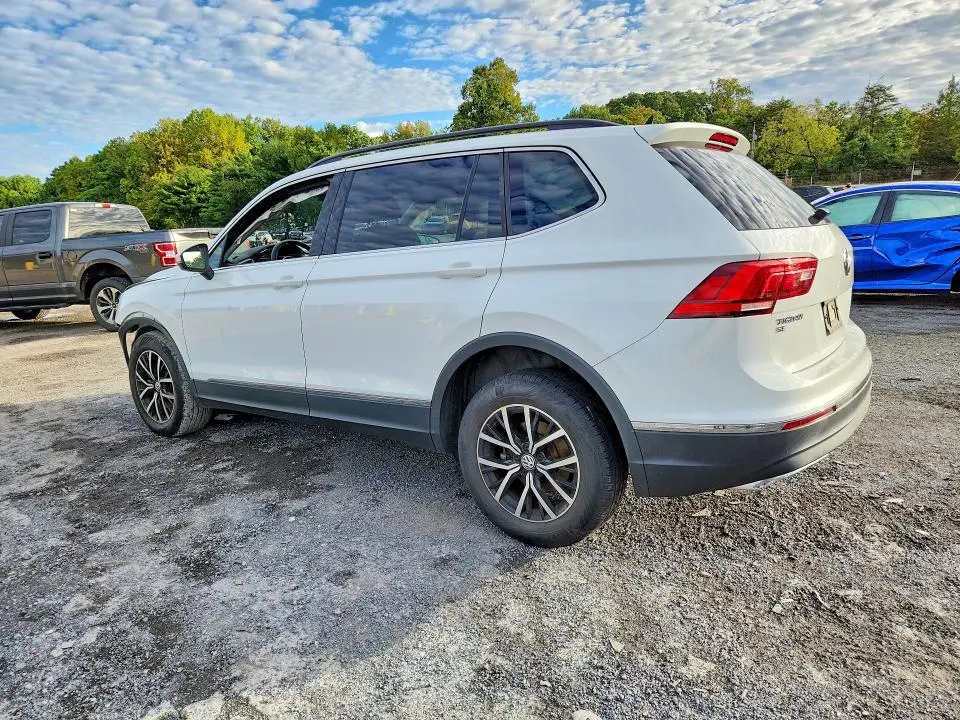 2021 VOLKSWAGEN TIGUAN SE  