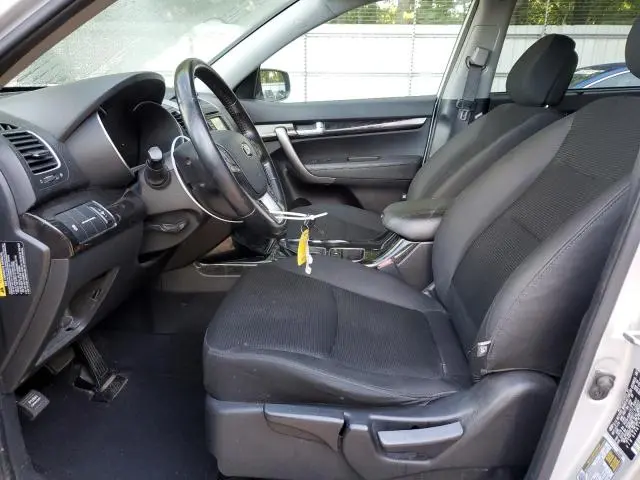 2015 KIA SORENTO LX  
