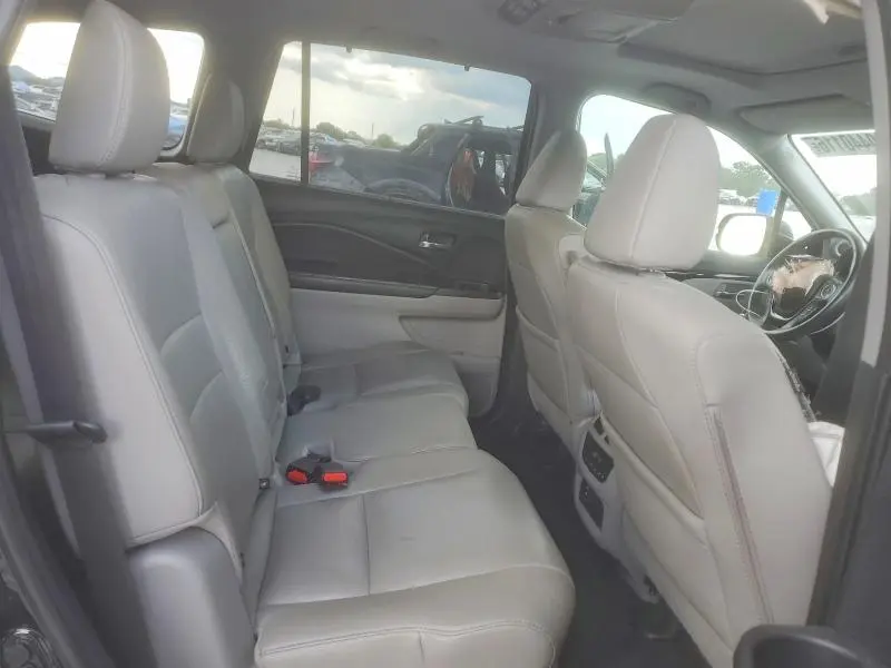 2016 HONDA PILOT TOURING  