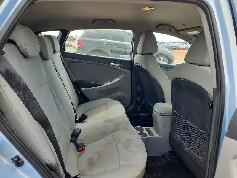 2014 HYUNDAI ACCENT SE  