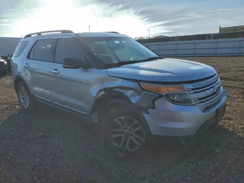 2011 FORD EXPLORER XLT  