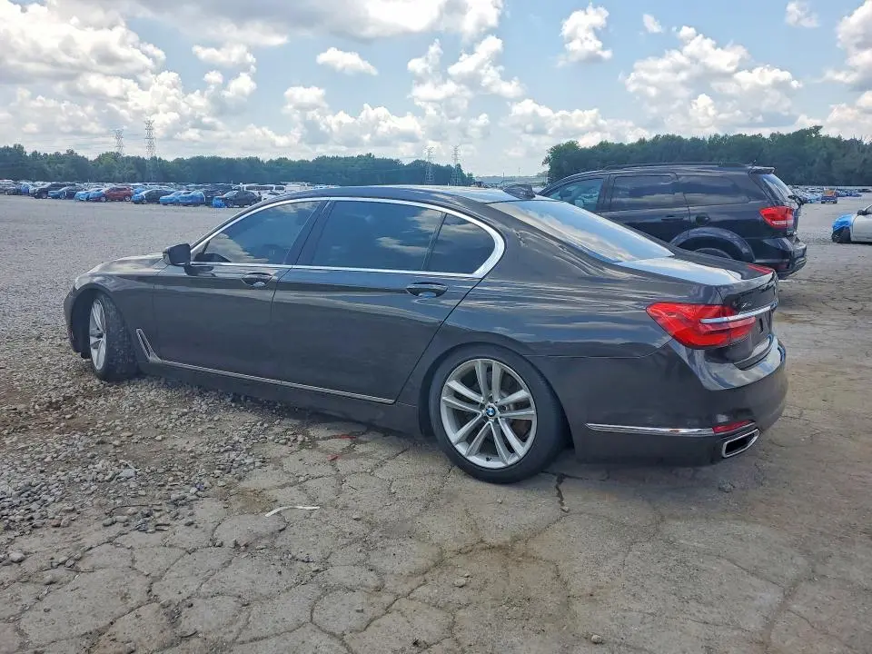 2016 BMW 750 XI  
